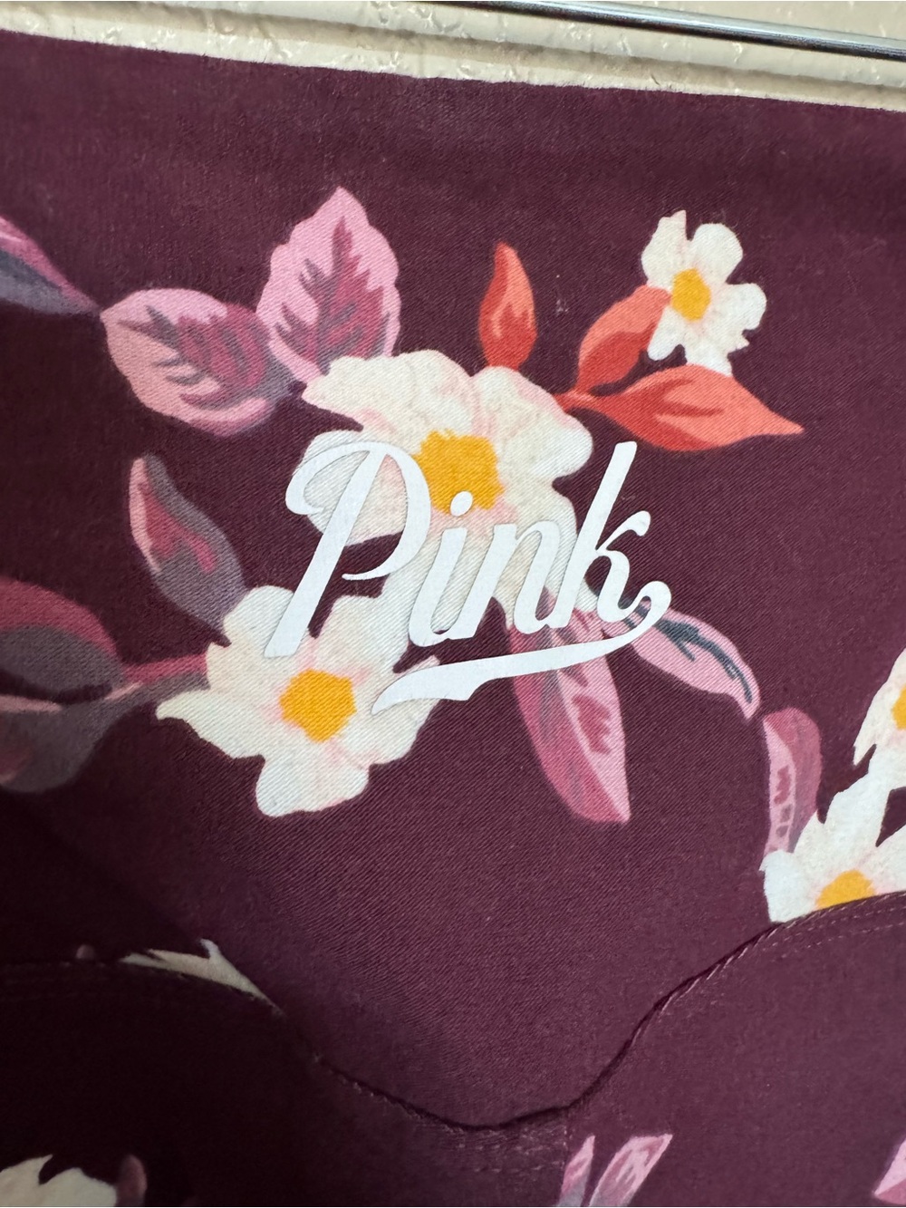 PINK Victoria's Secret Plum Floral High-Waist Leggings - Picture 2 of 3